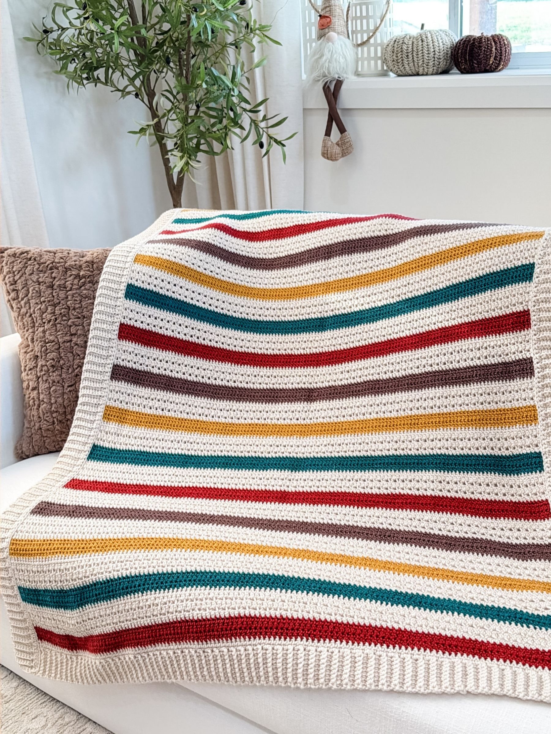 MJ's Signature Throw Blanket Crochet Pattern product image (4)