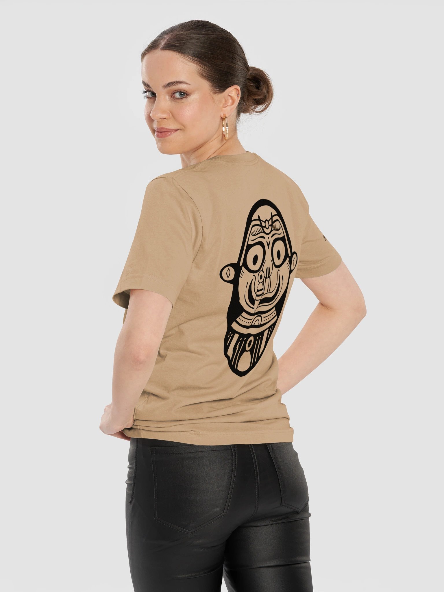 baladeva tee - black artwork product image (12)