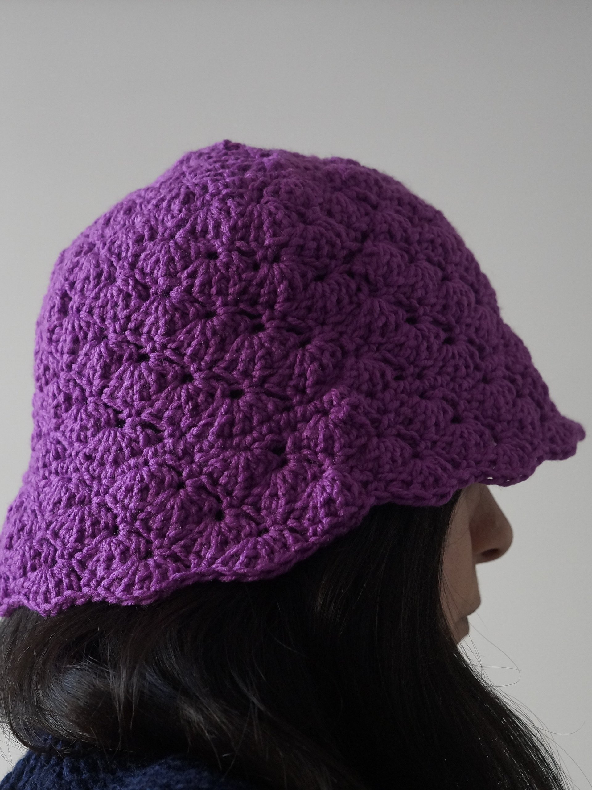 Shell stitch bucket hat crochet pattern product image (5)