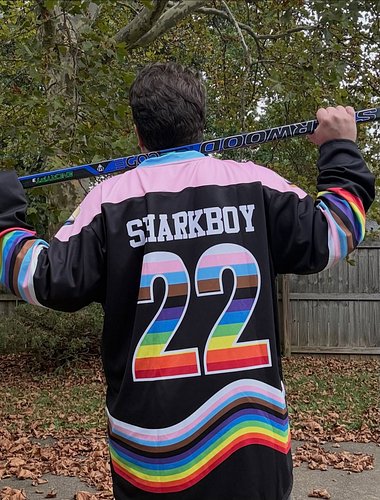 A mini photoshoot with the Pride Hockey Sweater :-)

I’m getting better at stickhandling, but I think my passing needs work… ...
