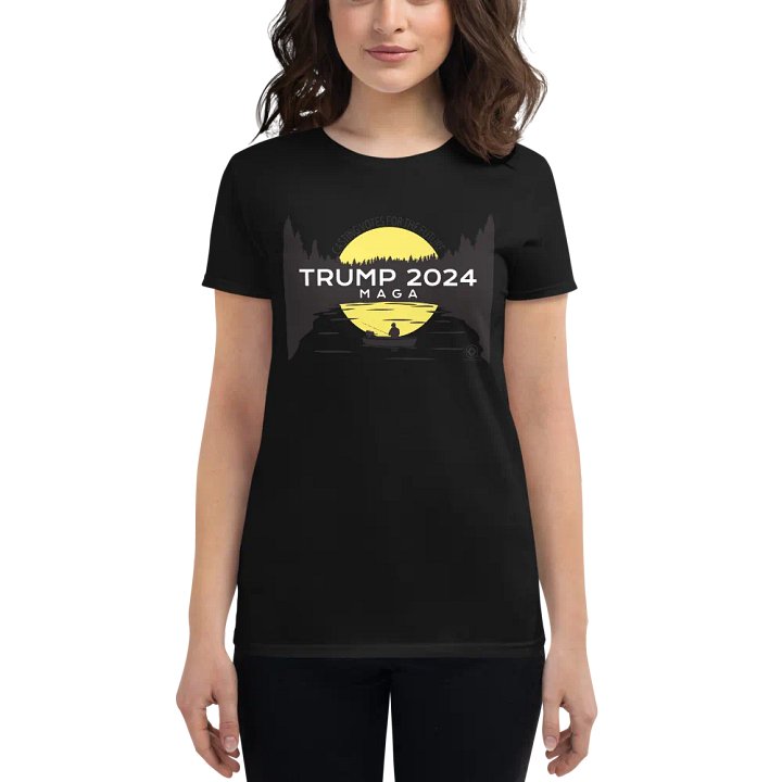 Trump 2024 Fishing Sunset Women's T-Shirt product image (1)