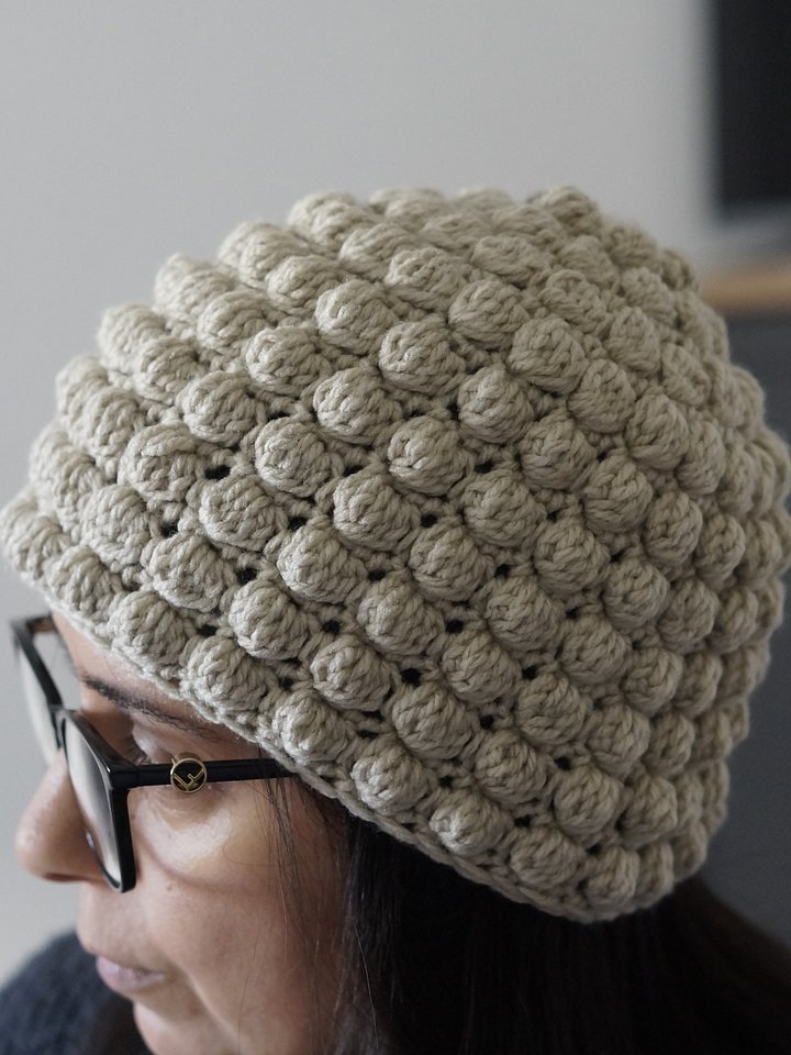 Bobble stitch beanie crochet pdf pattern product image (1)
