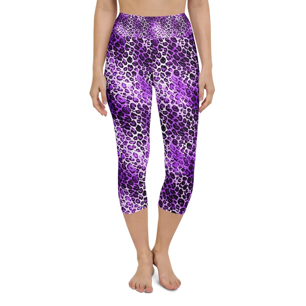 Purple Leopard Pattern Capri Leggings product image (4)