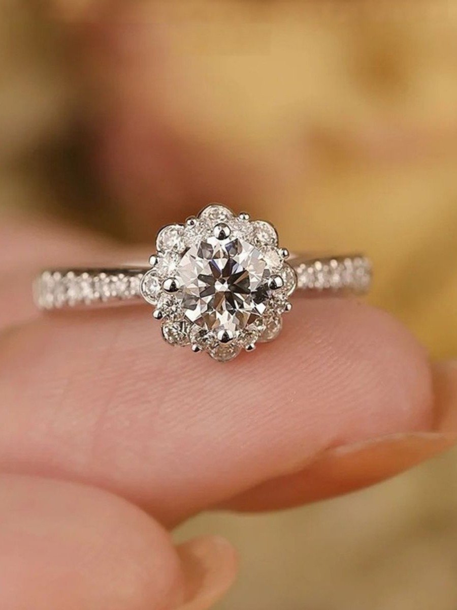 1 Carat 925 Sterling Silver Moissanite Ring product image (2)