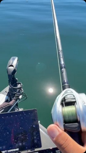 @carty1155 showing everyone how easy it is to get bit on our 7’2 Medium 🤩 #westernanglerrods #customrods #fishingrods