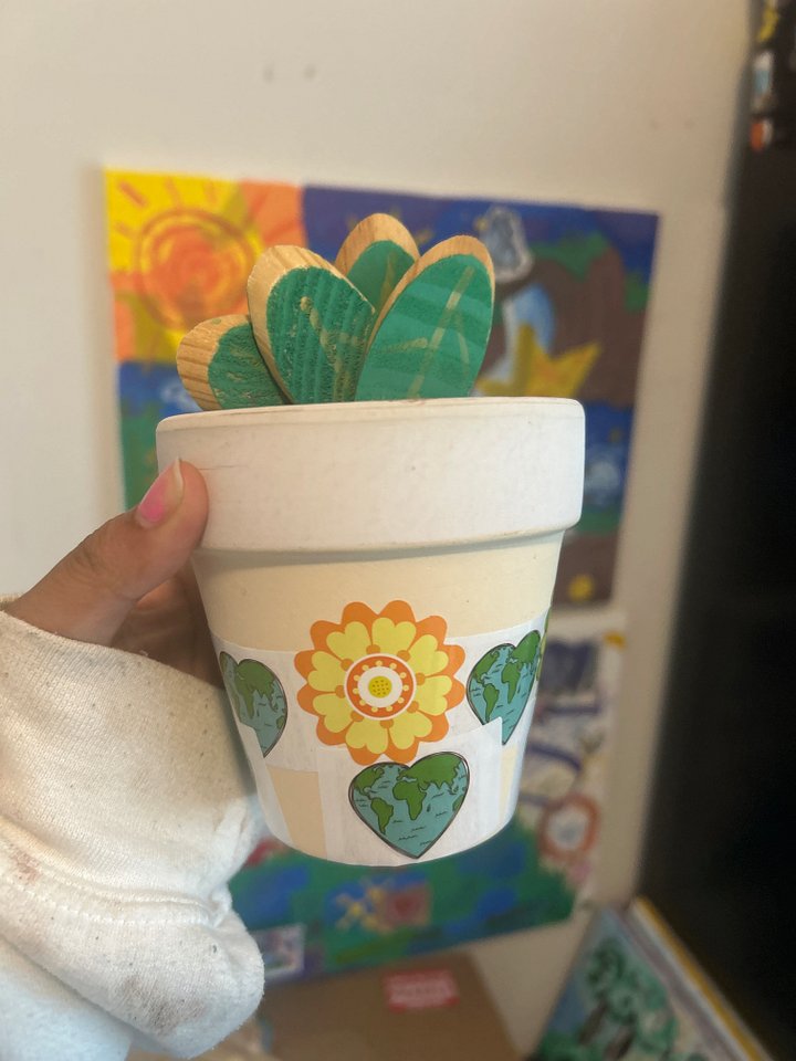 Handmade upcycled plant pot scene #4 product image (1)