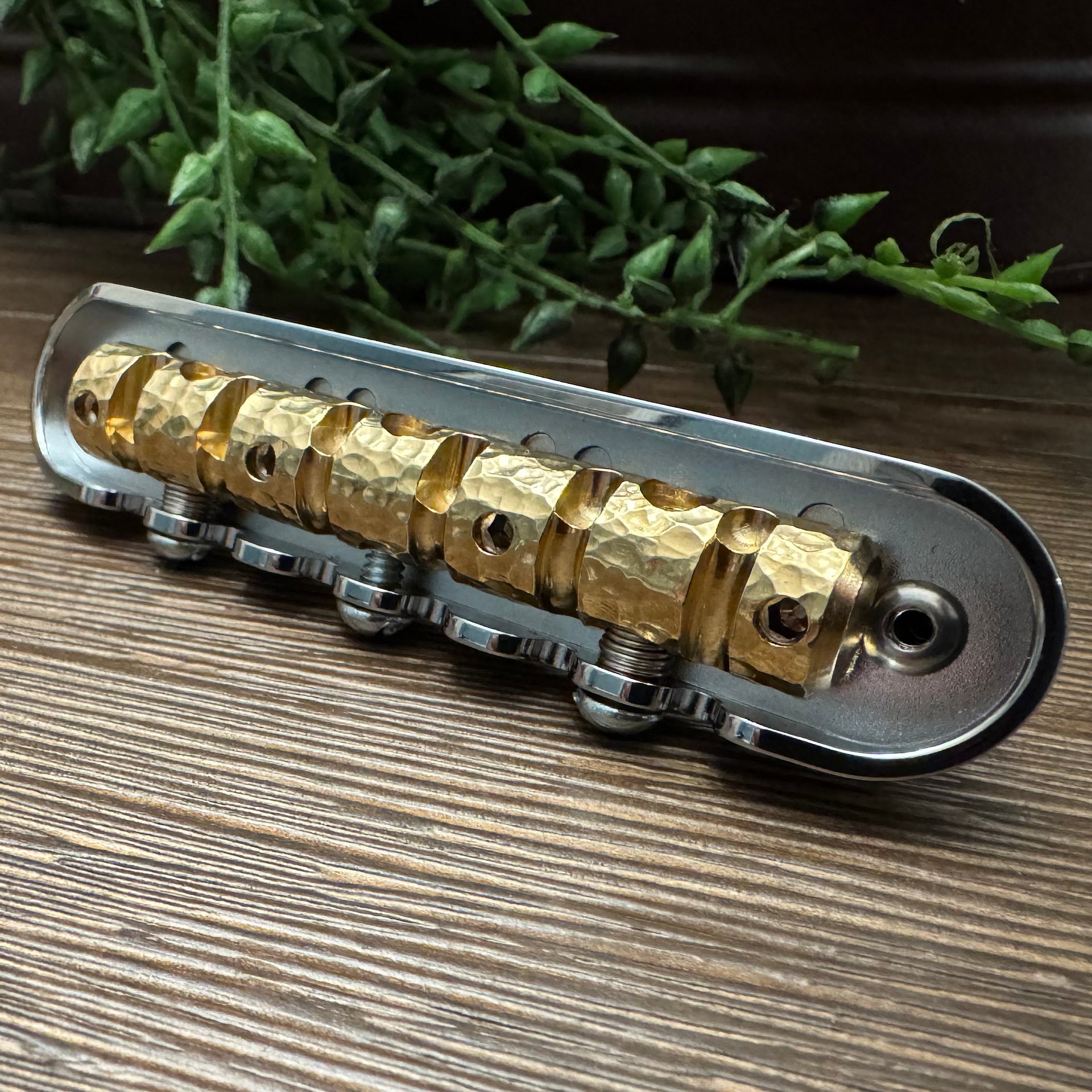 The Overpass Bridge with Van Dyke Harms “Monolith” Brass Saddle product image (1)