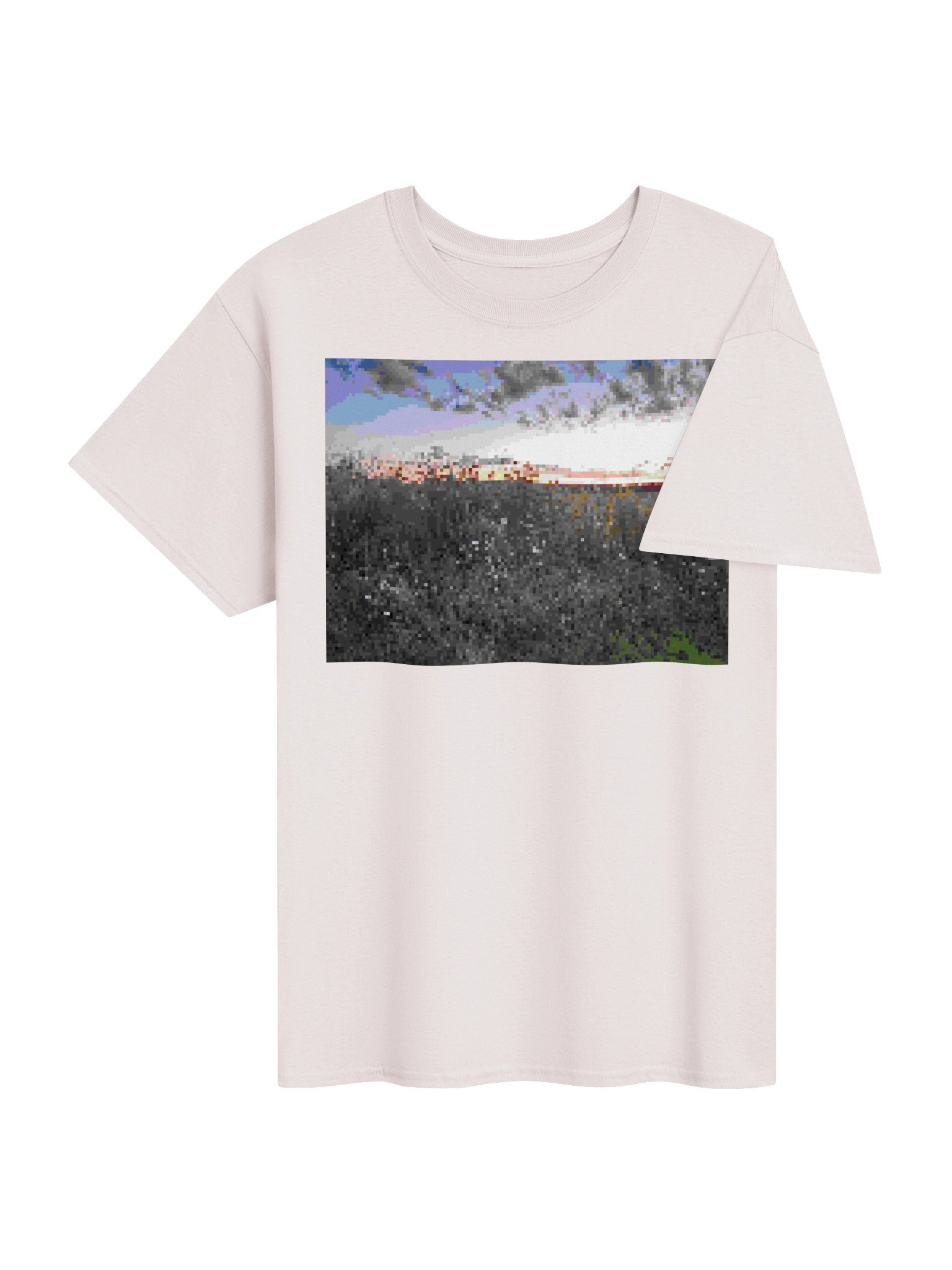 pixel field graphic tee product image (4)