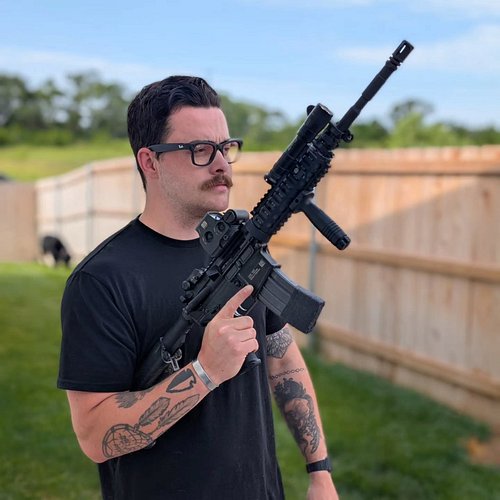 Remember kids. Dress to who you aspire to be. Not where you are 

#sicario #pewpew #wichita #viralreels #fyp