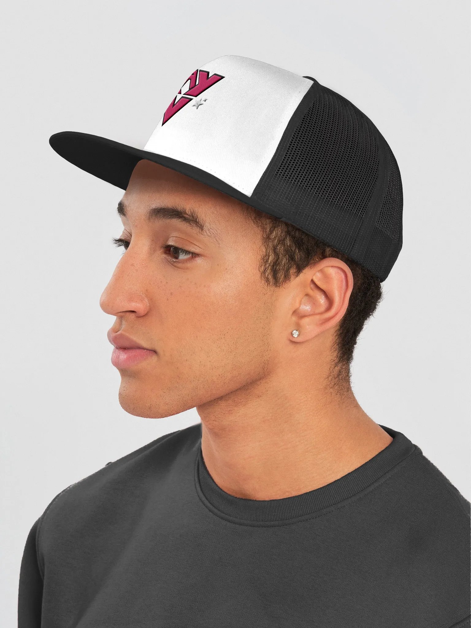 KAY V TRUCKER HAT product image (1)