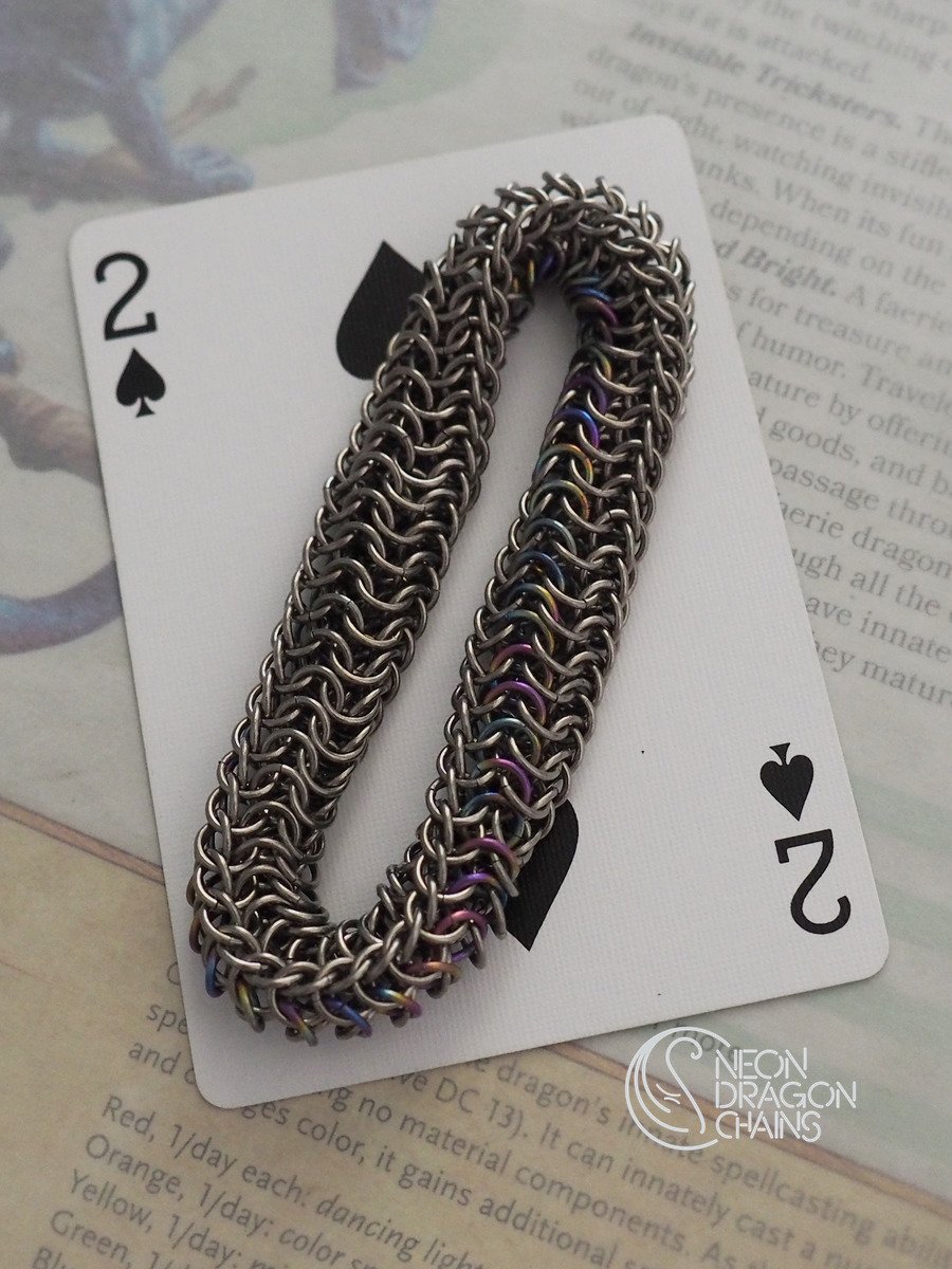 Mobius Fidget Toy / Rainbow Titanium product image (2)