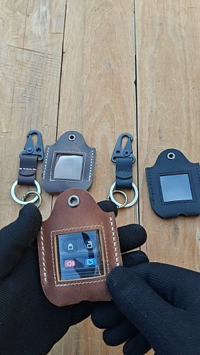handmade Leather Remote Key Fob cover,Leather Car Smart Key Sleeve Protector Holder 
meeboy.com
 ----------------------------...