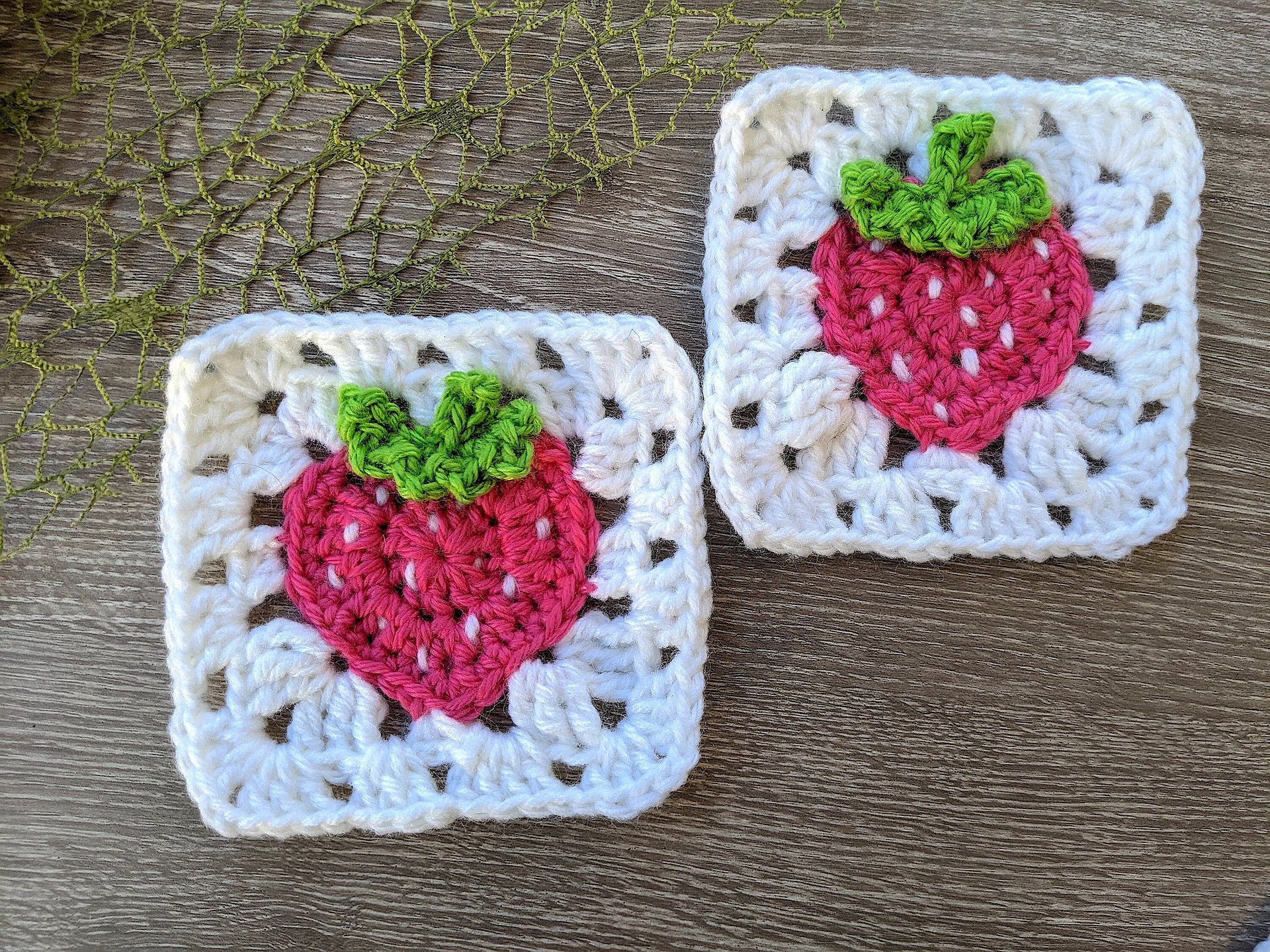 Crochet Strawberry Granny Square Pattern product image (5)