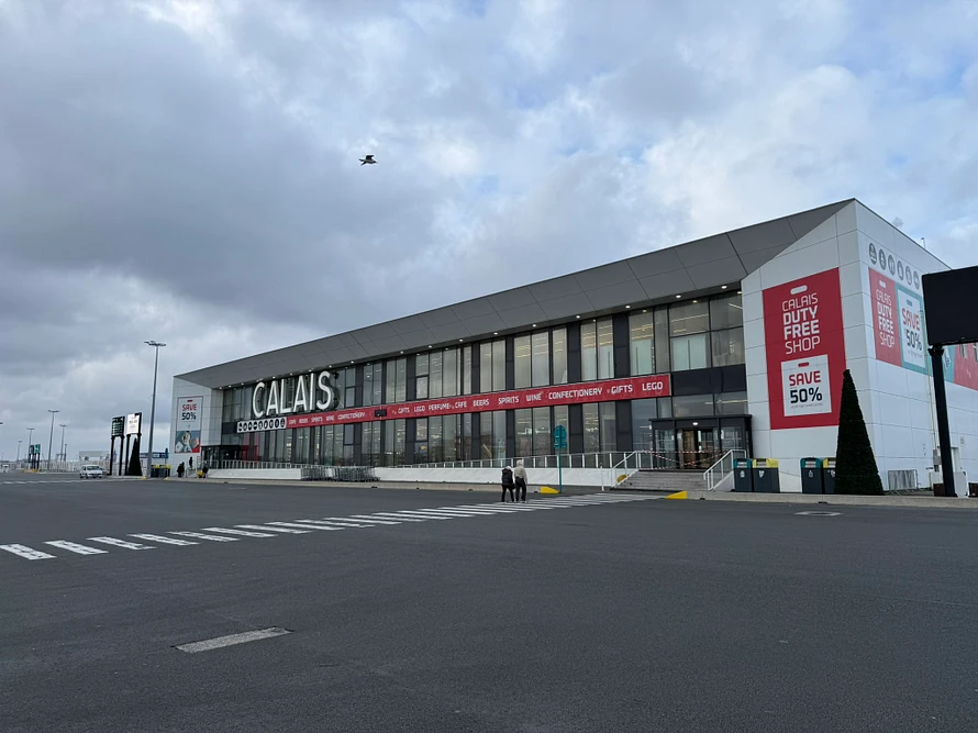 Calais Port Shops and Lounge