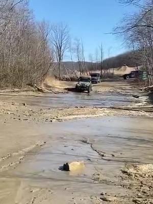 #muddymonday Off Duty 1.0 back in 2020 @AOAA Trails @onX Offroad @offthegridsurplus @MidlandUSA @OPENROAD 4WD @Wolfbox_us @Skid Row Offroad @ORACLE Lighting #onxoffroad #4x4 #jeep #mud 