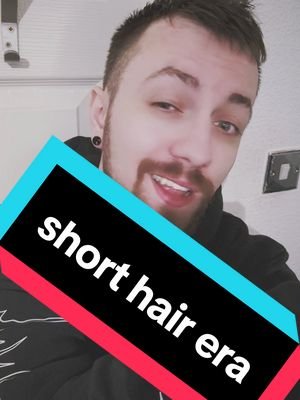 we have entered short hair covex era !!! what do we all think??? #fyp #altguyswithtattoos #scottish #twitchstreamer #scottishstreamer #covexgames #altguy #supernatural 