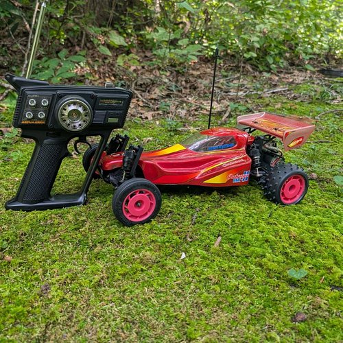 Kyosho Outrage MKII
An all original RC time capsule right here!
