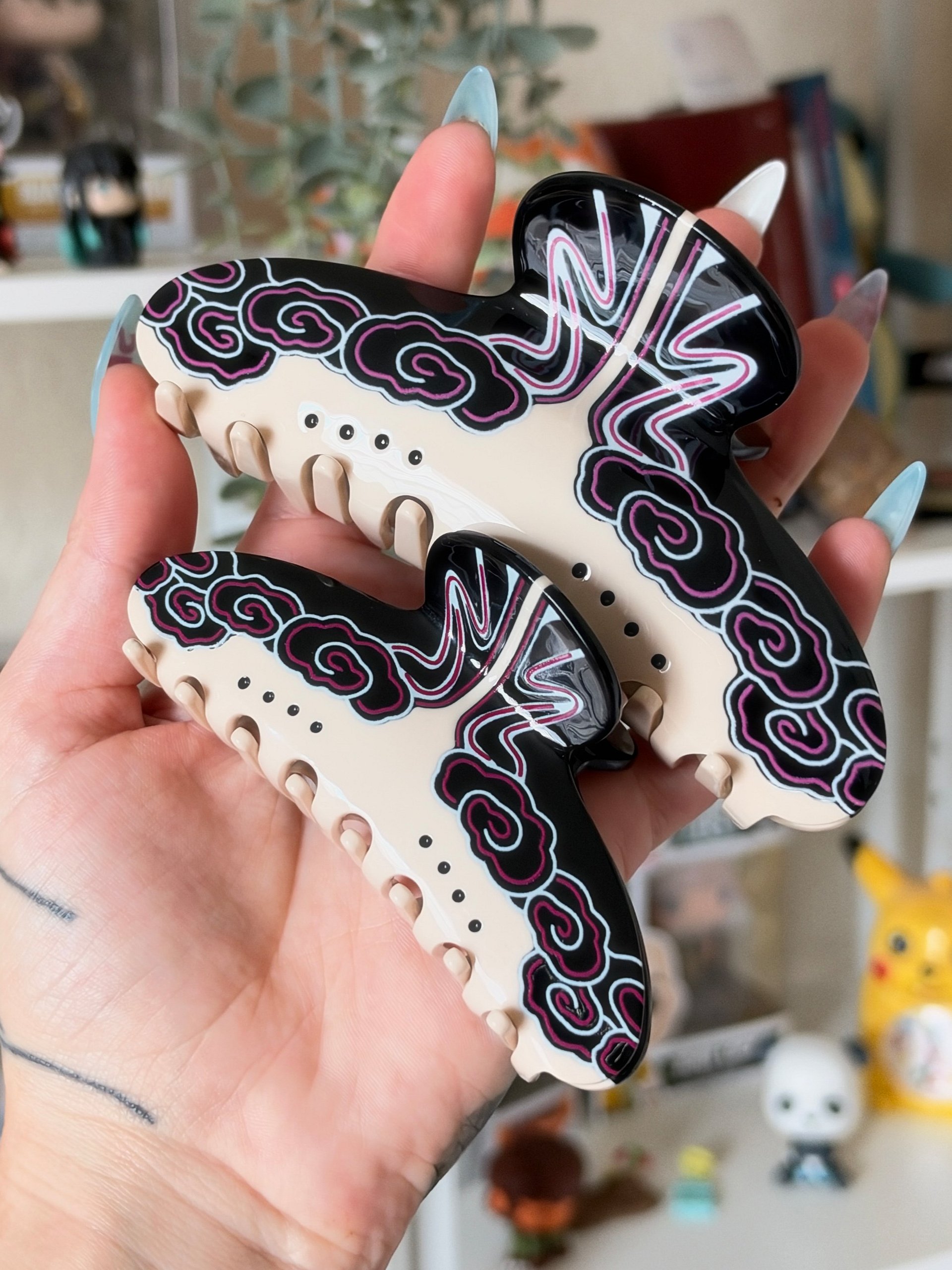 Enjin Tattoos Hair Claw product image (1)