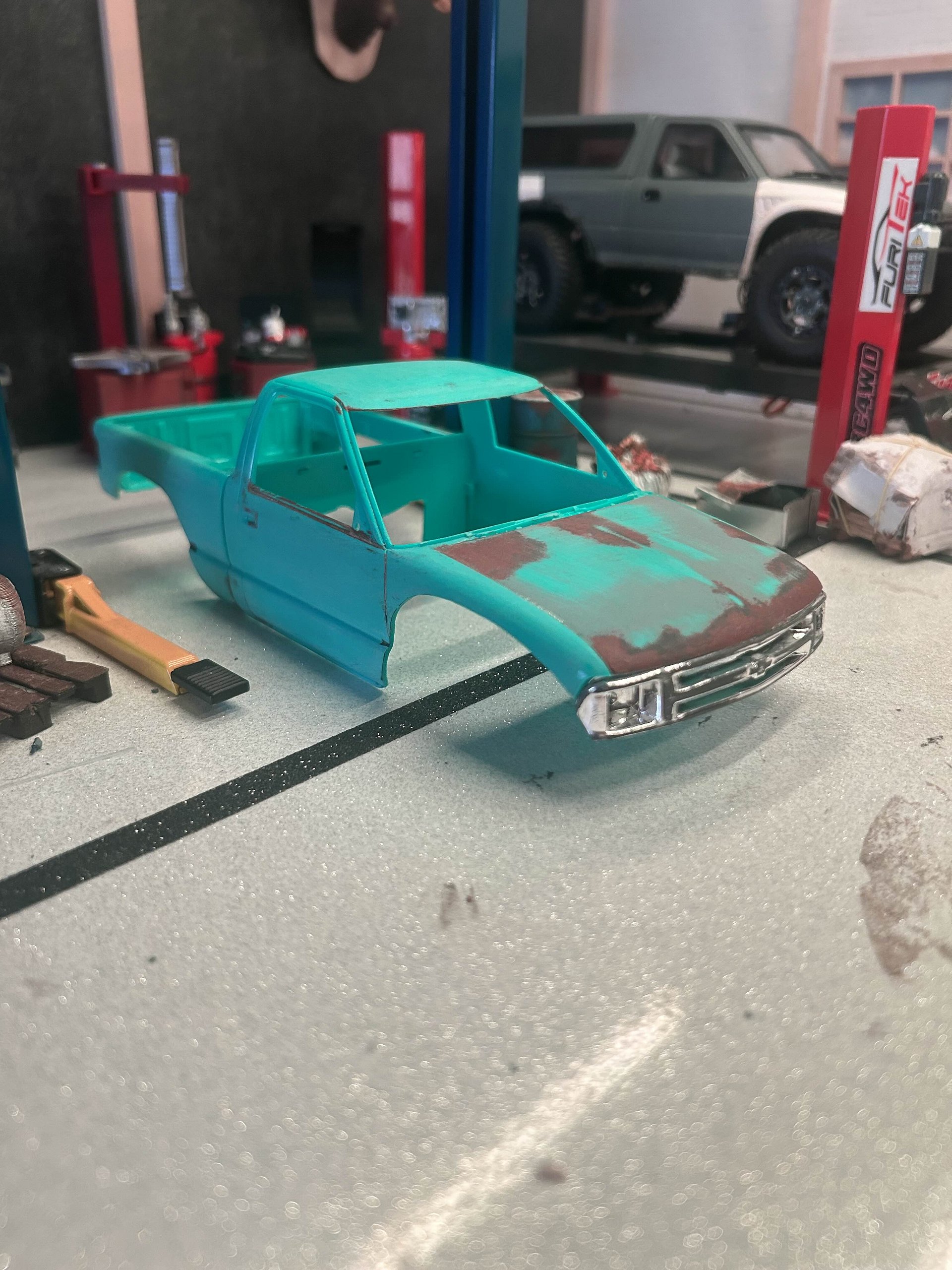 Model body product image (1)