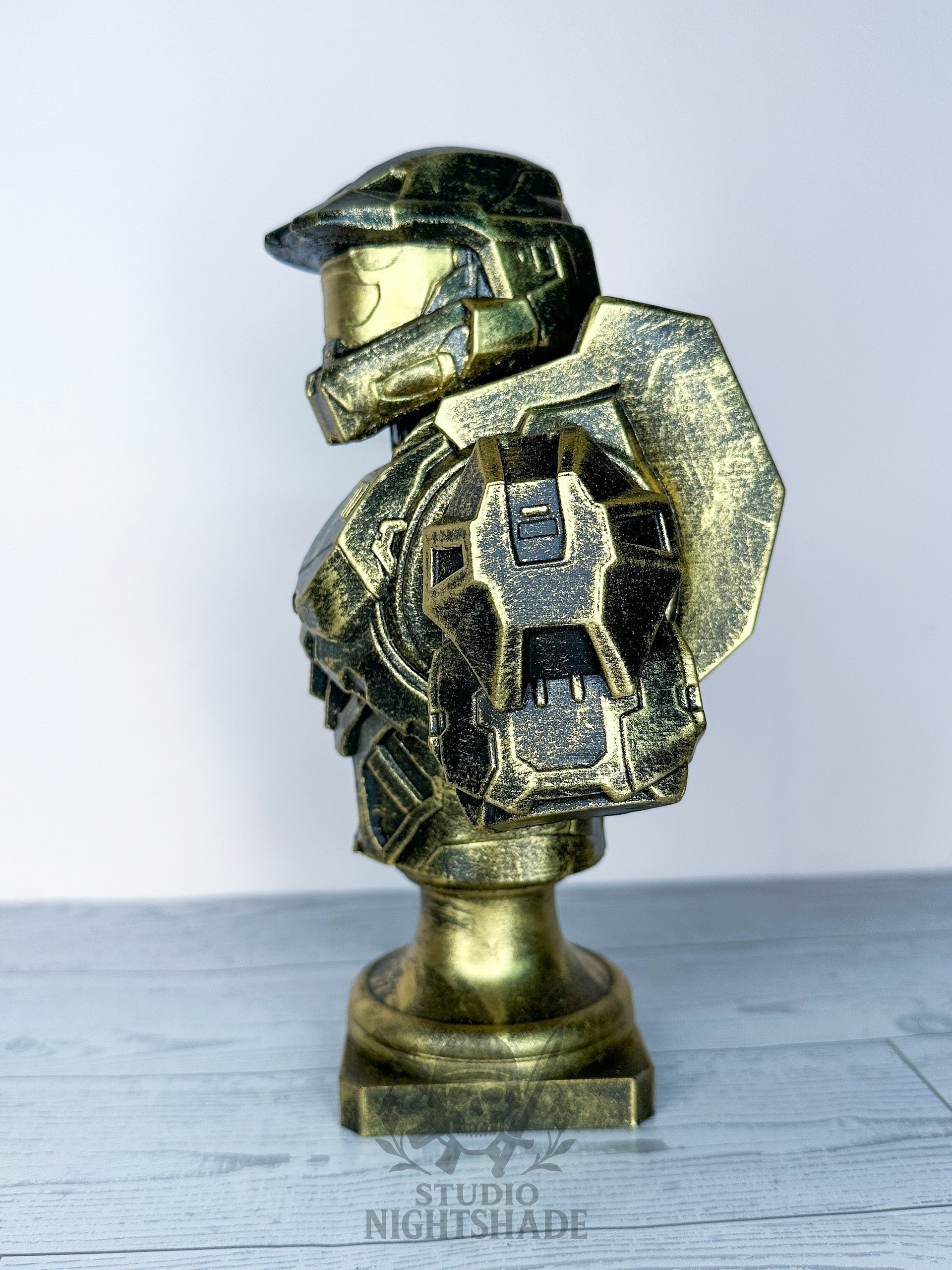 Master Chief Bust Statue product image (5)