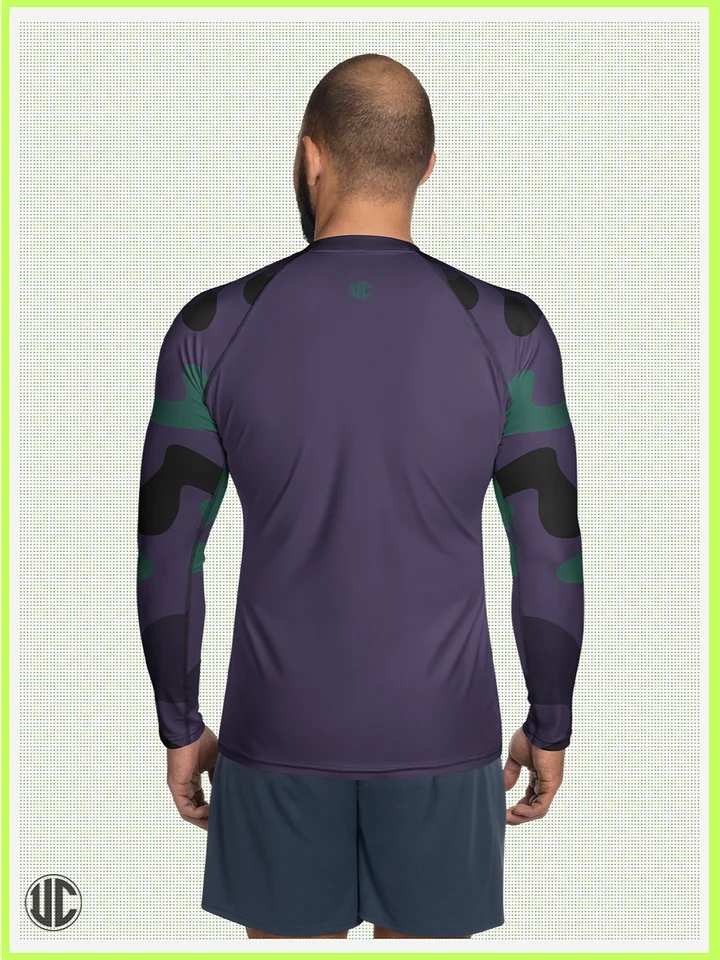 Midnight Purple Camo – Men’s Rash Guard product image (2)