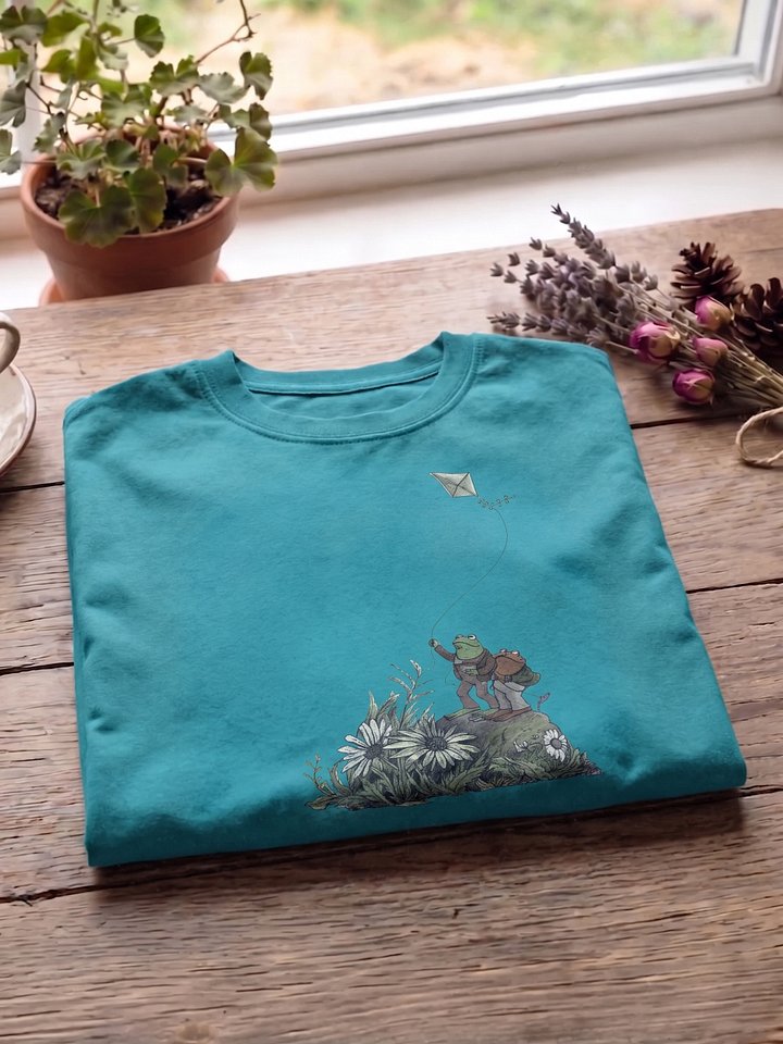 Frog and Toad Kite Unisex T-Shirt product image (1)