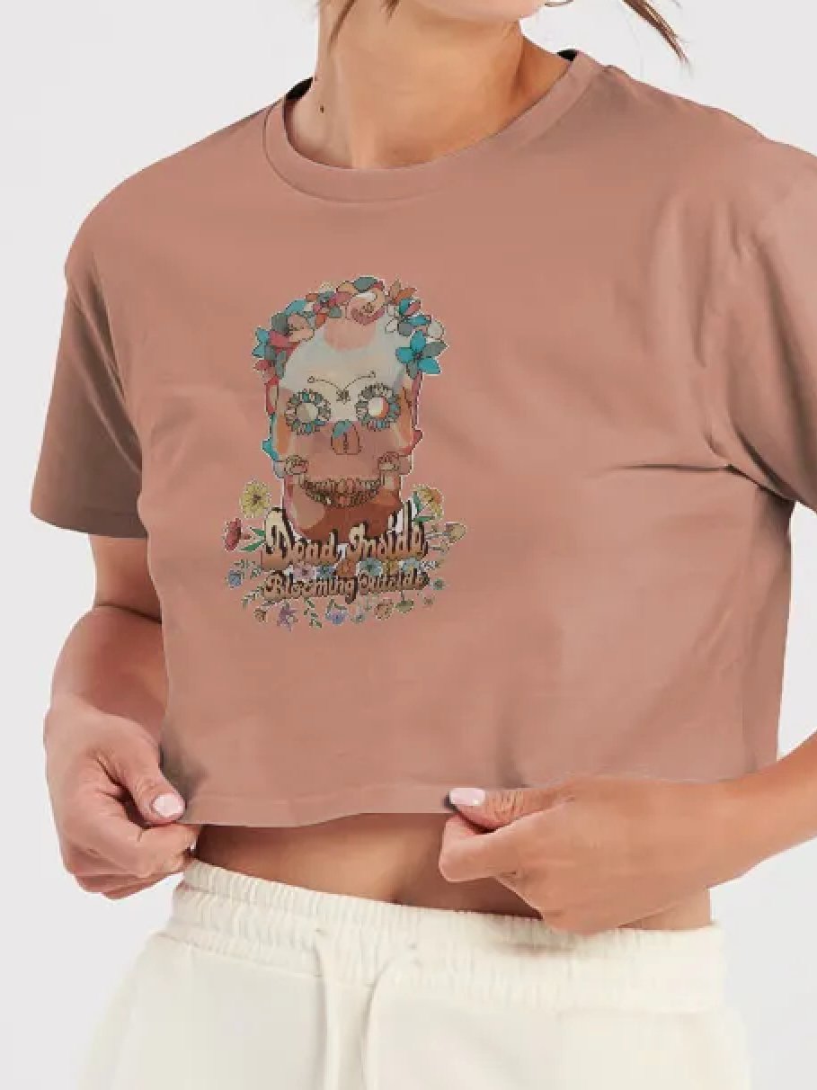 Cropped t-shirt - Dead Inside Blooming Outside product image (9)