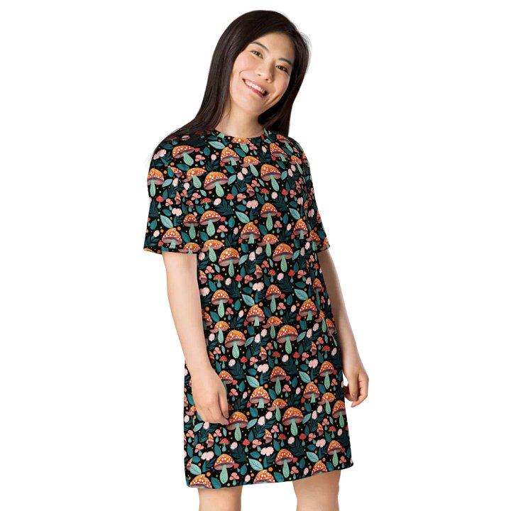 Mushroom Art Print Woman's Oversized T-shirt | Fungi Cuteness product image (1)