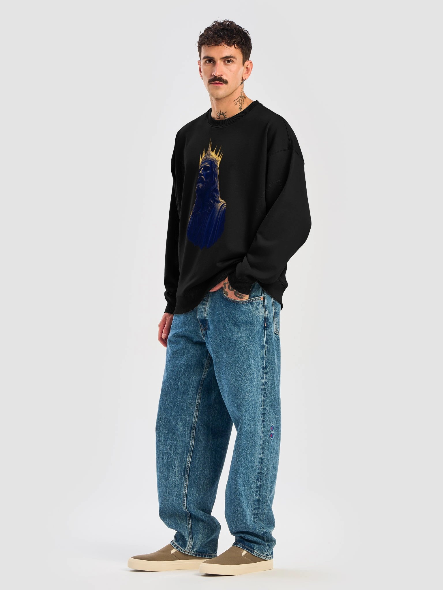 Golden Crown Profile Sweatshirt Organic product image (8)