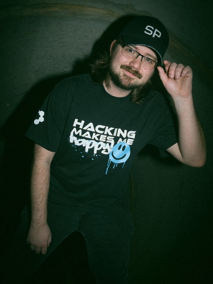 Hacking Makes Me Happy! T-Shirt (Blue) product image (1)