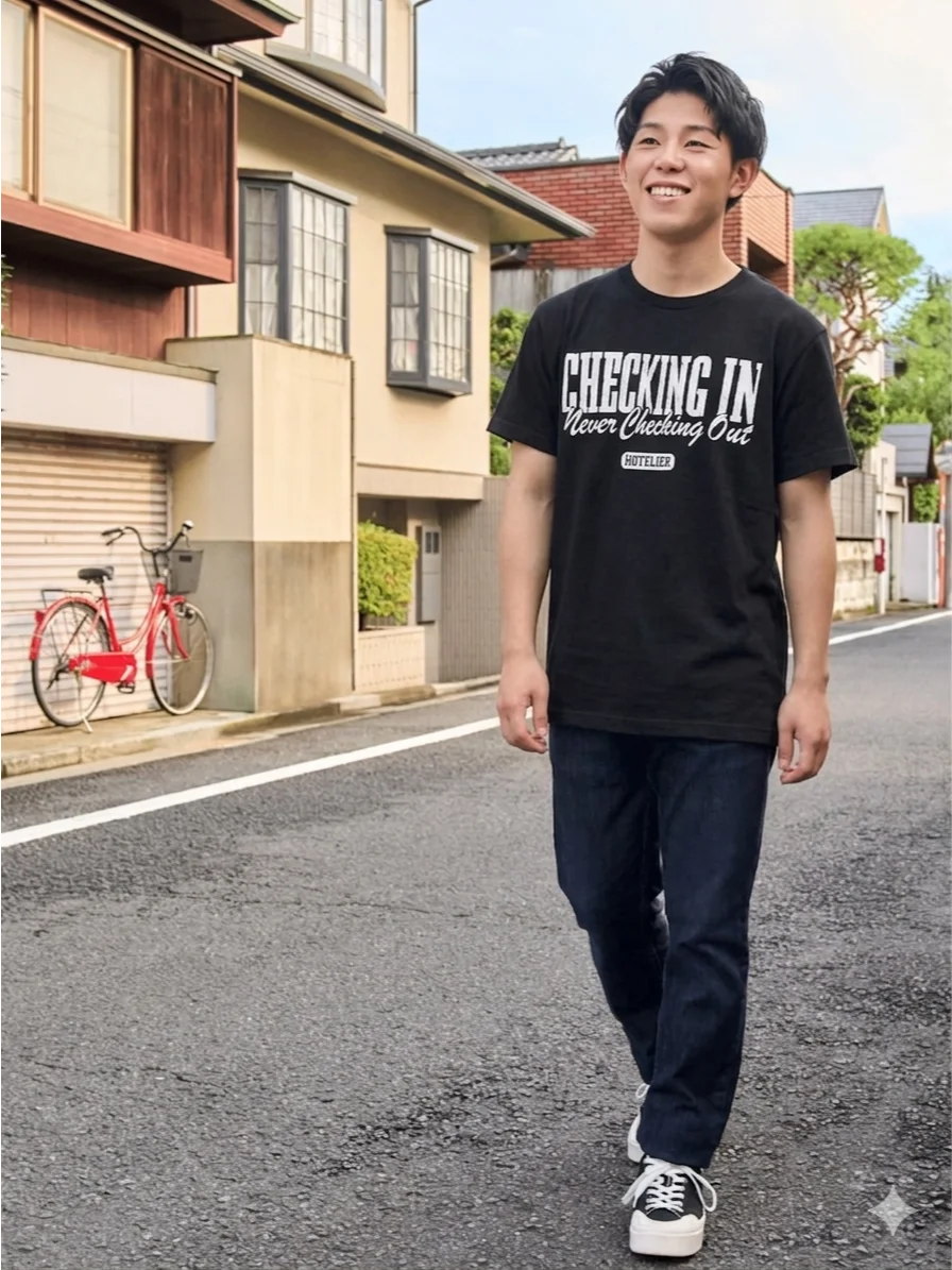 Hotel T-Shirt – Checking In, Never Checking Out Hotelier (Black) product image (11)
