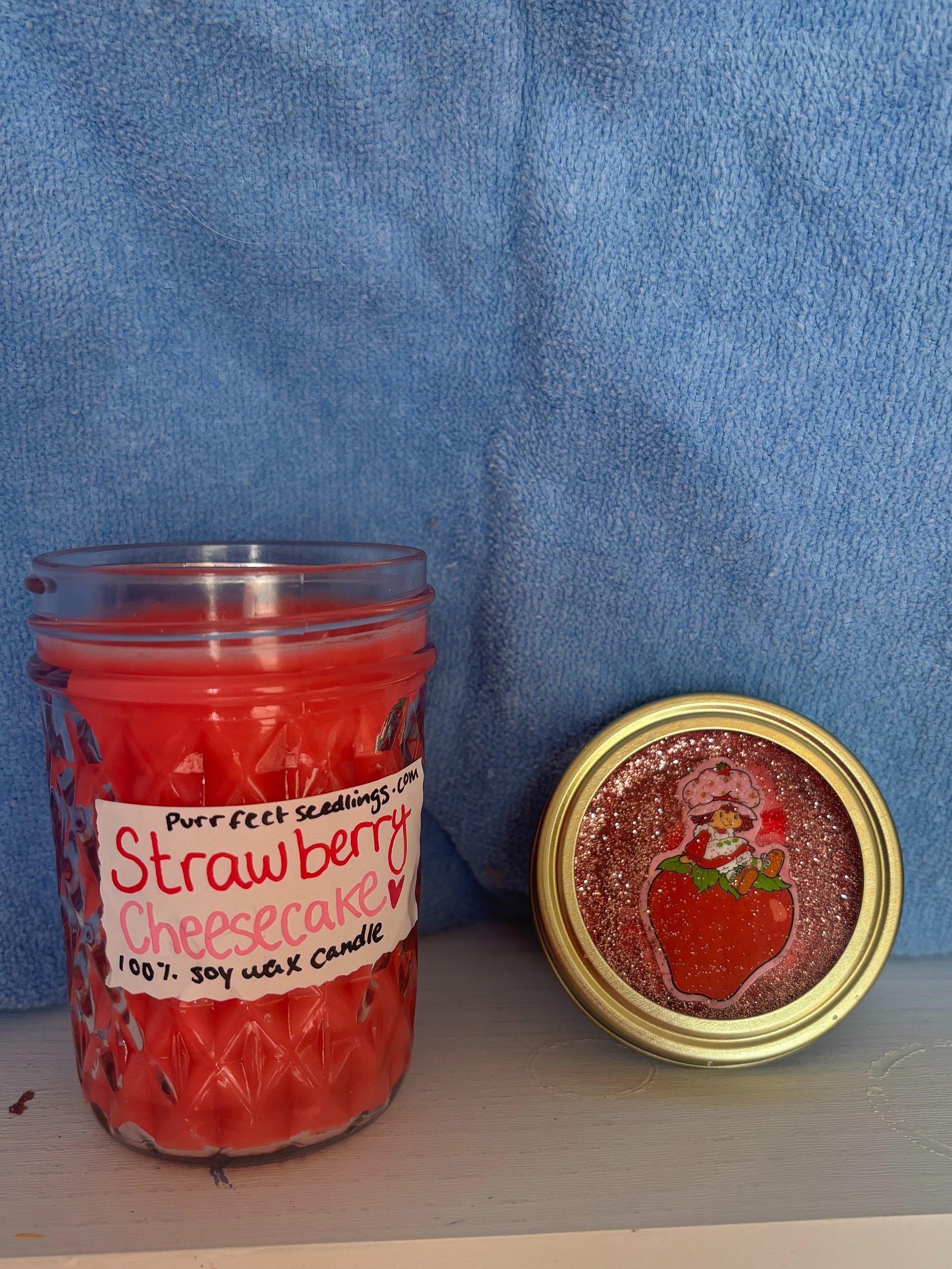 Strawberry Cheesecake Soy Wax Candle (One of a Kind) product image (4)