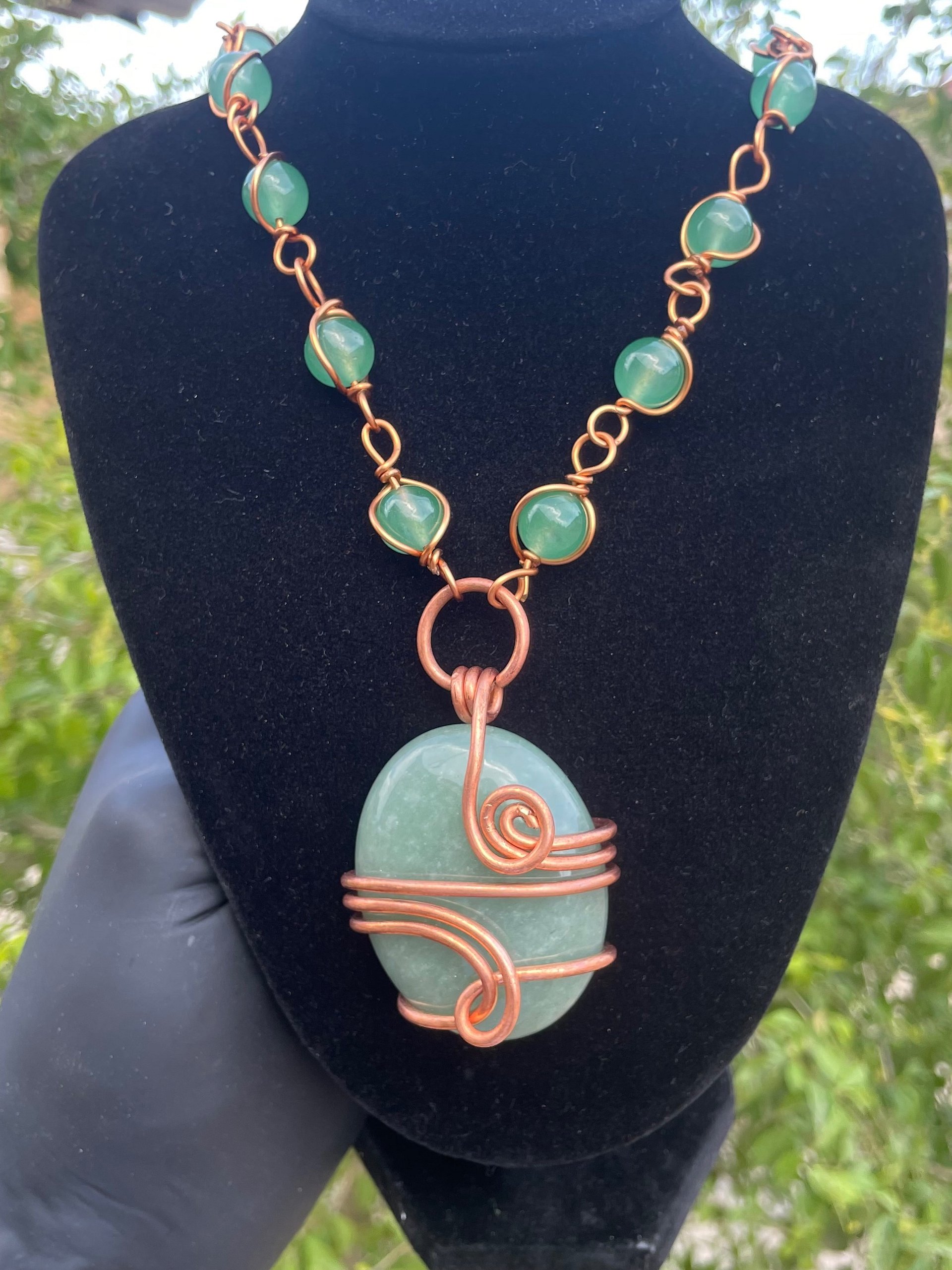 Luxury Handcrafted Green Aventurine Copper Wire-Wrapped Necklace product image (2)