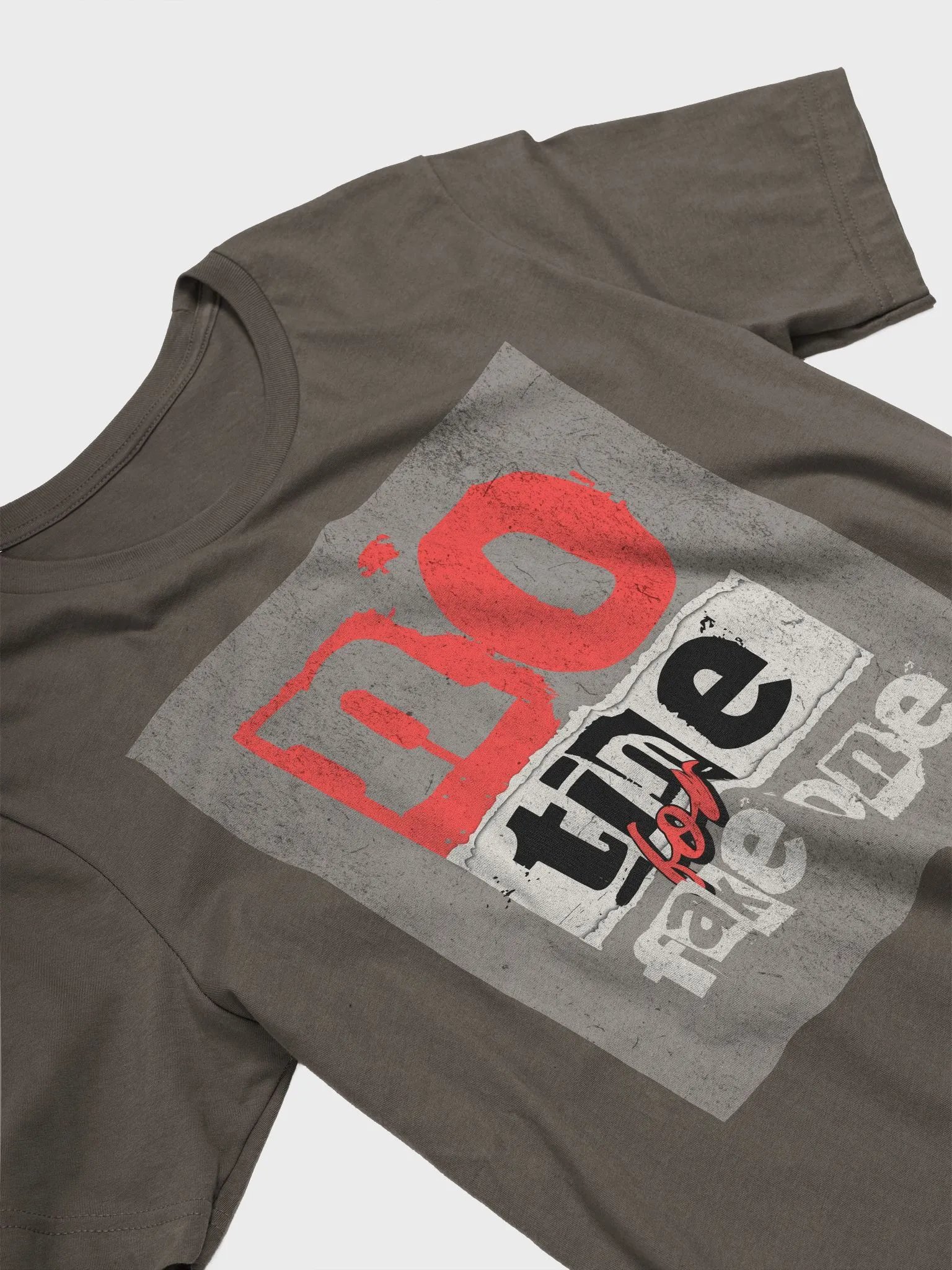 Iconic NO TIME FOR FAKES Comfort Tee product image (21)