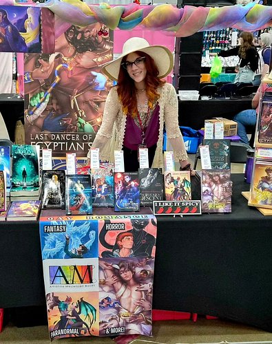 Come join me today for @desmoinescon 

https://desmoinescon.com/

Find me and fellow author @fantasticalkitbarrie in Artist A...