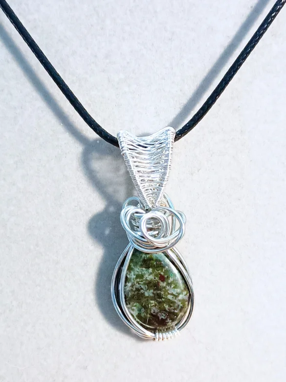 Grounding & Connection Bloodstone Pendant | Hand-Wrapped, Silver-Tone product image (1)