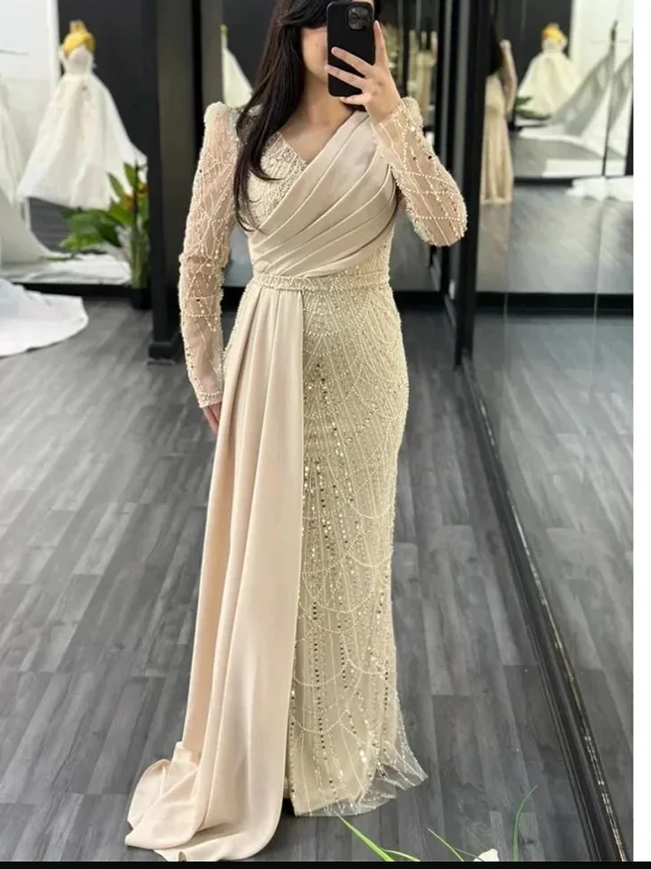 Luxury dress product image (1)