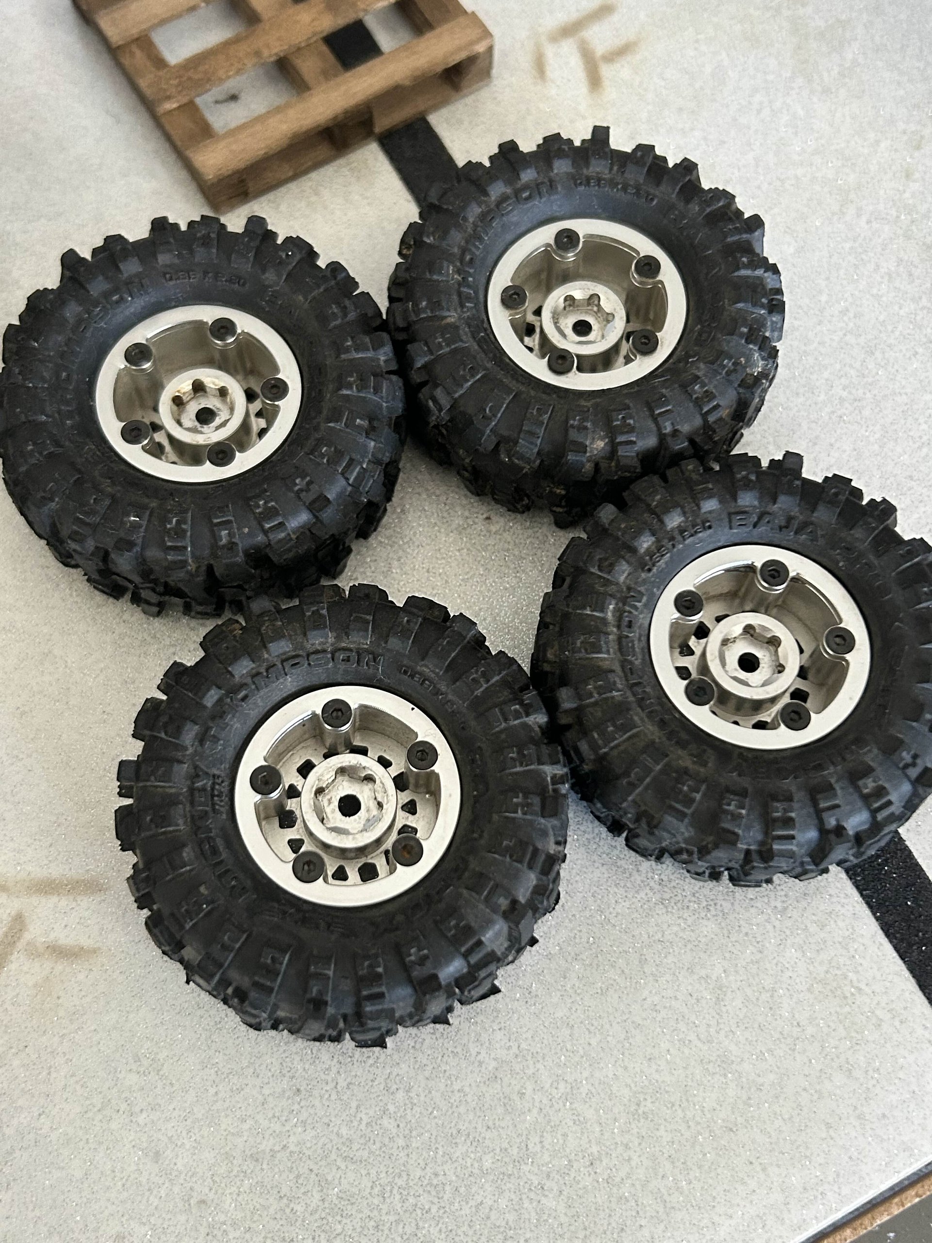 RC4wd Wheels / Tires product image (3)