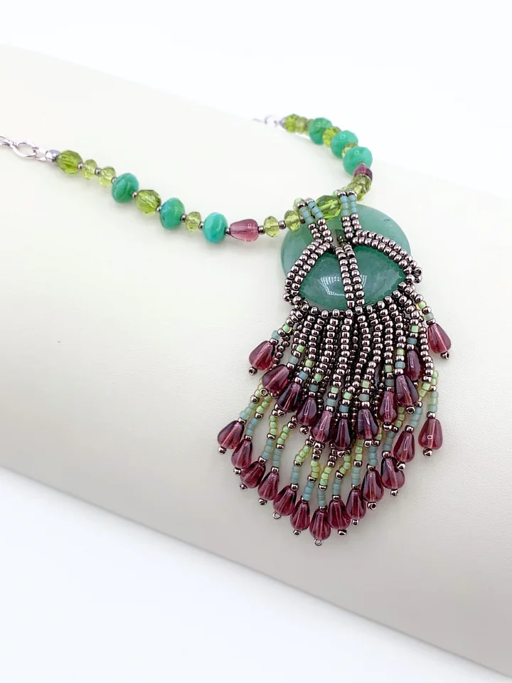 Green Aventurine and Purple Fringe Beaded Pendant Necklace Set product image (1)