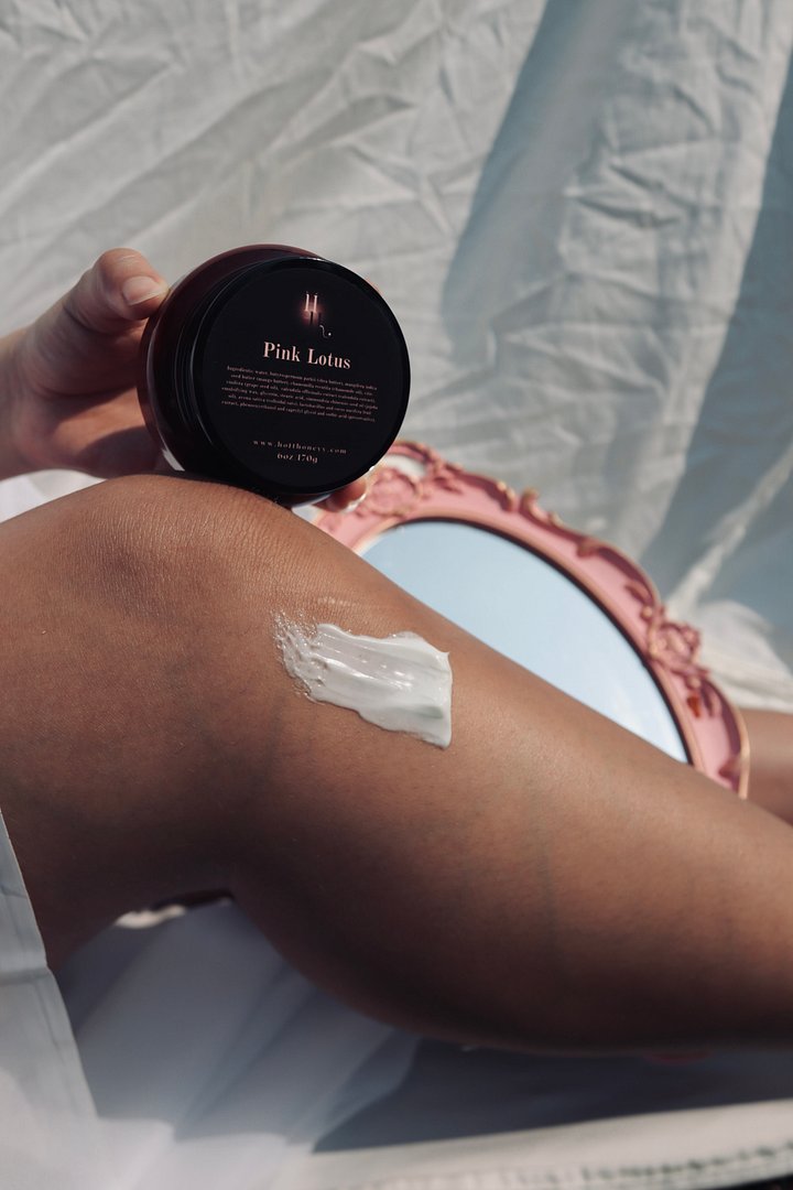 Pink Lotus Extra Hydrating Body butters product image (1)
