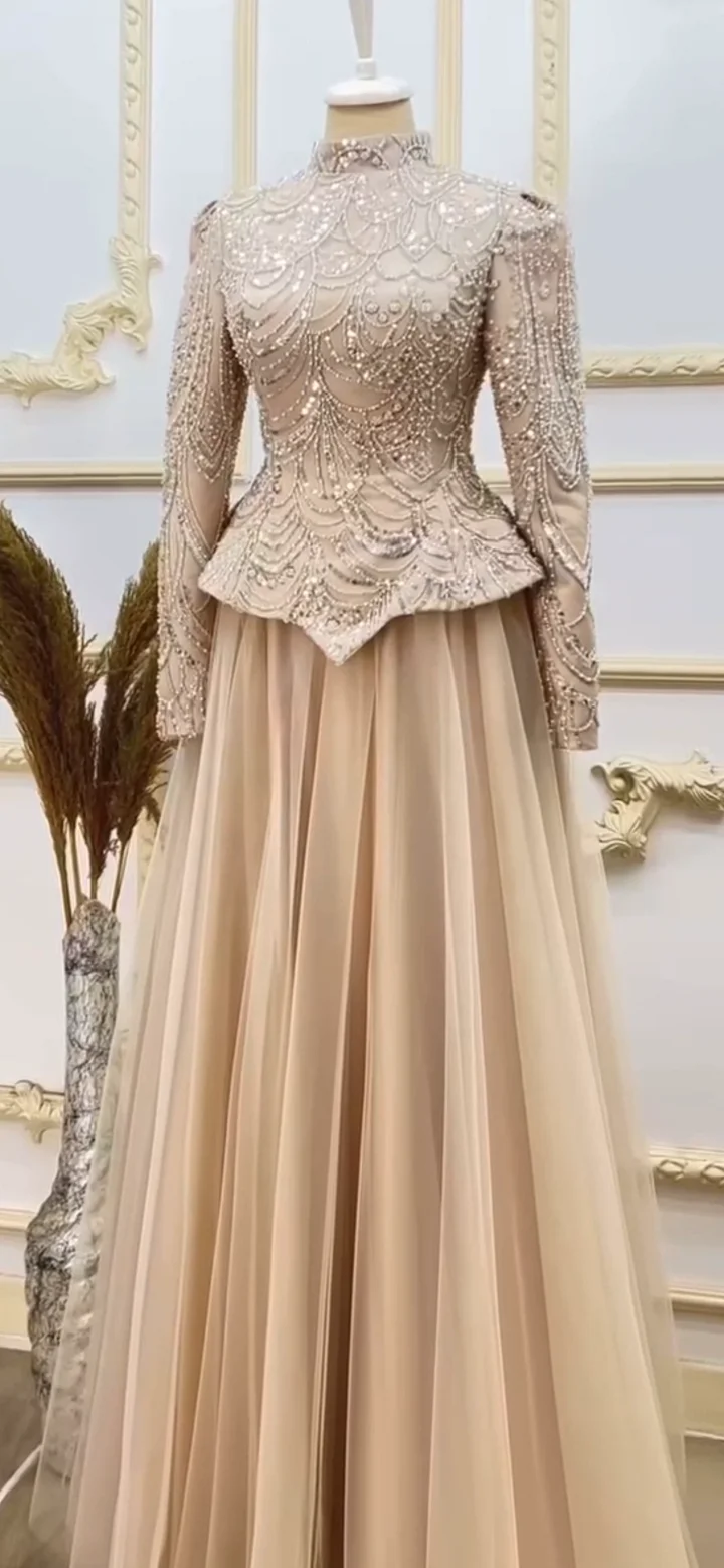Luxury dress product image (2)