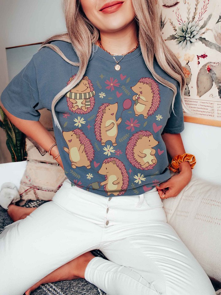 Cottagecore Hedgehog Floral Shirt – Cute Hedgehog Graphic Tee, Cozy Woodland Animal Aesthetic product image (2)