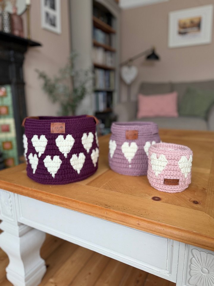 Happy Hearts Mosaic Crochet Baskets — 3 Nesting Sizes product image (1)