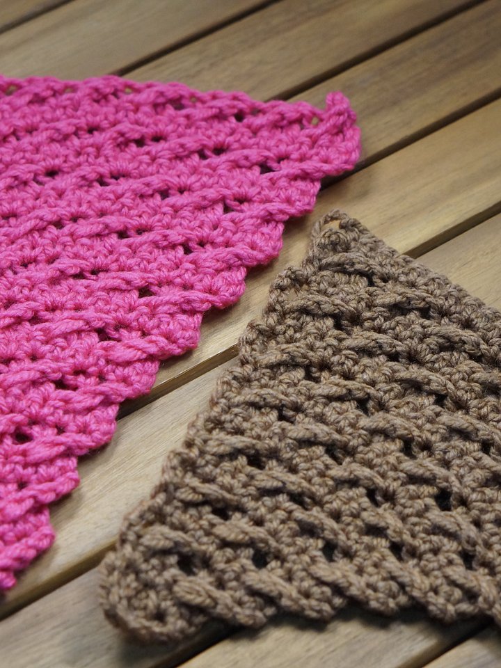 Cross stitch triangle crochet pattern product image (2)