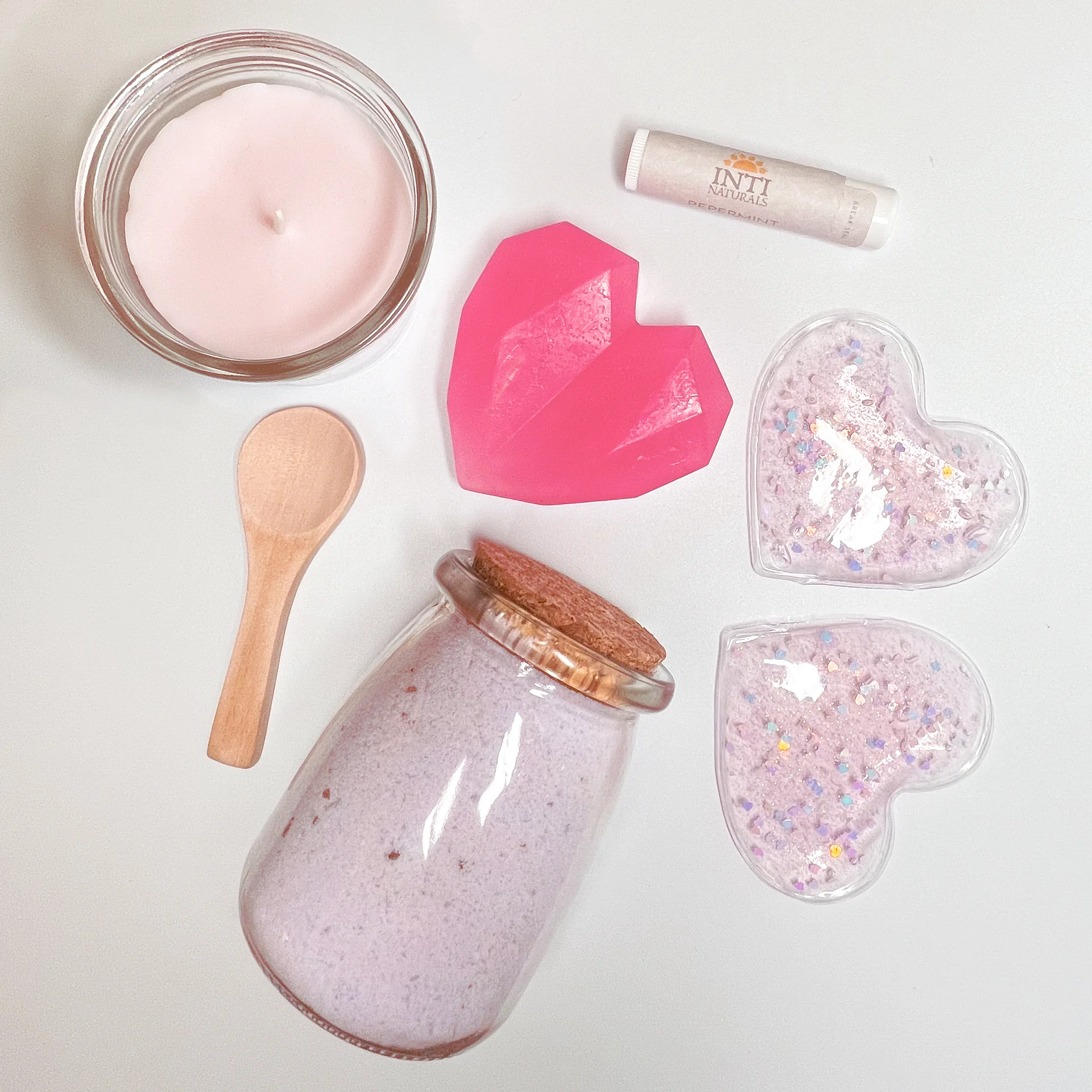 Heart Shaped Spa Kit product image (1)
