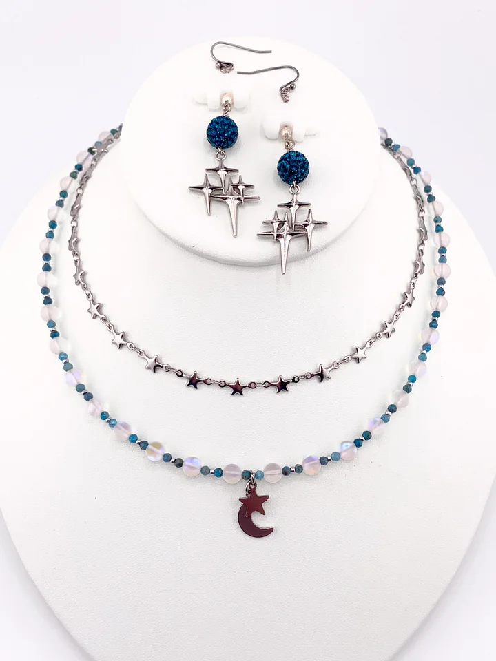 Quartz Polar Bear, Teal Sparkle Earrings product image (2)
