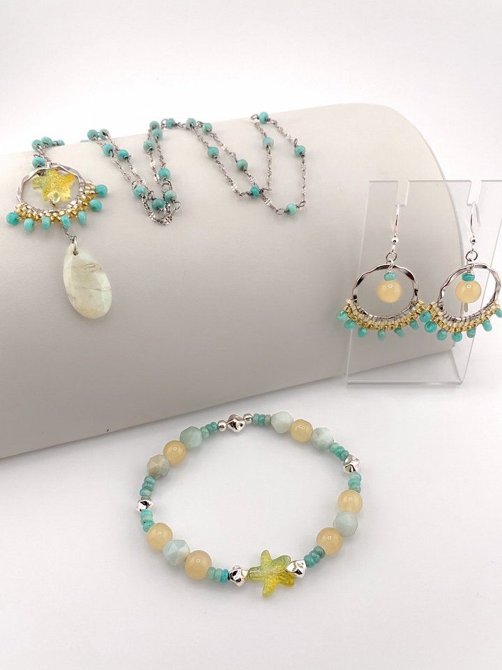 Beachy Lariat Style Silver and Aqua Beaded Necklace, Earrings, and Bracelet Set product image (2)