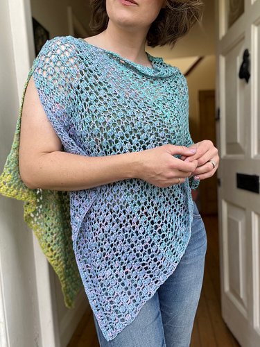 Comment 'HJC' for the details ✨

The Summer Poncho - lightweight elegance made simple 🧶

A gorgeous poncho made from just one...