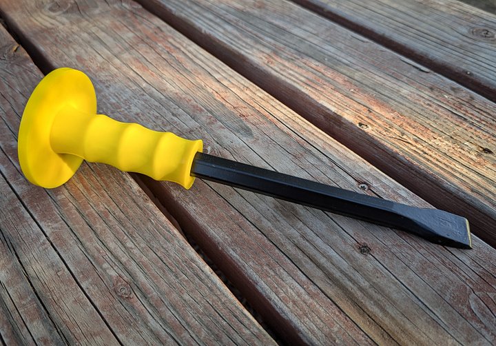 Heavy Duty Cold Chisel with Handle for Rockhounding and Mining product image (1)