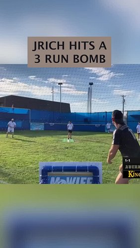 Josh Richardson HUGE three run blast!